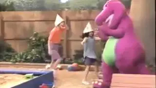 Barney comes to life (Barney's Magical Musical Adventure) (Clip)