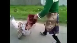 Baba beata dusa cu caruciorul 2023