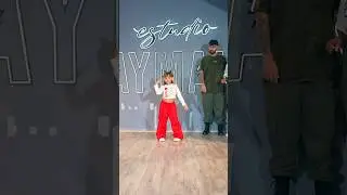 Niña de 7 años destroza mi coreo de Reggaeton Old school 😱