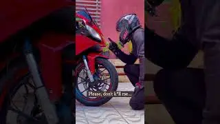Dont k*ll me… #aprilia #bike #bikelife #moto #motorcycles #bikercommunity #rsv4 #agvhelmets
