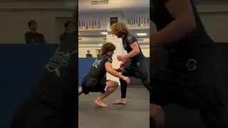 How to properly do a Double Leg Takedown!! 🥋🤼‍♂️ 