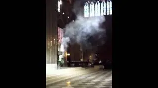 Начало мессы в Нотр Дам де Пари