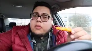 PAN PIZZA - Food Review Cringe Compilation: Part 5