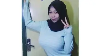 Viral😱😱😱Terciiduknya artis tiktok bersama banyak pria didalam mobil!!!