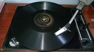 # СОЛНЕЧНЫЕ ЗОРЬКИ. ТАНГО.МУЗЫКА  ИОСИФА  ЦАНКОВА,гитар. Оркестр, соло Н. НИКОВ Аккордеон Б.НЕНКОВ.