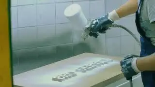 Покраска фанеры с краскопульта