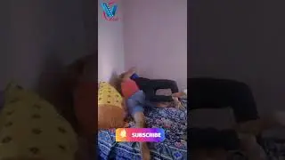 Bed Wrestling 
