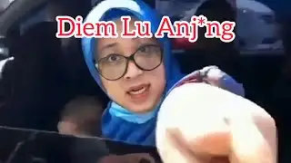 Emak emak ngamuk kepada kurir COD