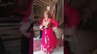 Узбекский национальный танец. Ташкент. Uzbek national dance. Tashkent.