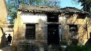 After being fired, I cleaned the weeds & renovated my grandpa's old house, lived a primitive life