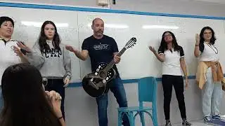Cantando as relações métricas no triângulo retângulo