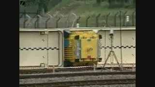 Gandalf the Crate vs Balrog the Train