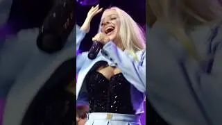 Отжигаем на сцене вместе со зрителями 🔥