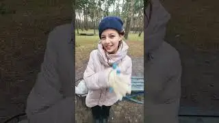 Убираю мусор за взрослыми и сажаю дерево!