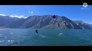 Kitefoiling Kiteshuttle Gardasee Wind Riders Limone,  Slingshot UFO,  Anton Skater, Moses SAB Foil