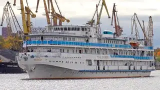m/s Grand Rus in Action