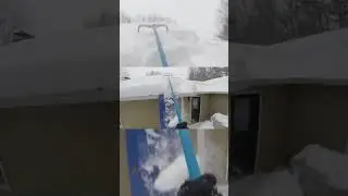 Для уборки снега с крыши
