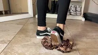 Crushing cake in vans old skool 