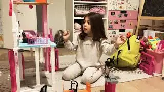Adelya Barbie evi