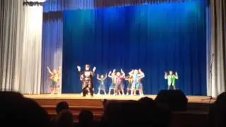 mini-бэтмэн зажигает! :)