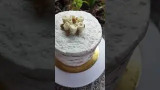 Молочная девочка для семейного чаепития. Ясная Поляна. Омск.
