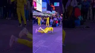 Amazing Dance Moves By Times Square Performer