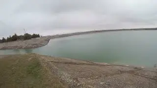Пошла вода из северо-крымского канала. Городское полное идет зброс в Тайганское водохранилище. Крым