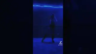 •short dance clip• ((remix to Alison wonderland, ‘you don’t know’)) 💜💙