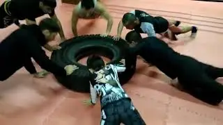 Наша команда!На тренировках👊
