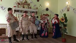 "Эй, гулянье - поспеши"  -  исполняет вокальный ансамбль "Соседи" (Лутугинский РДК)
