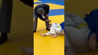 Корректные действия арбитра на ваш взгляд ? 😳🤔🤷‍♂️