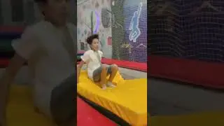 Поход в батутный парк на день рождения племянника