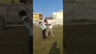 जब कोई बाल पकड़े तो #selfedefense #youtube #selfdefensetechniques #ytshort