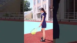 Расклешенное короткое платье
