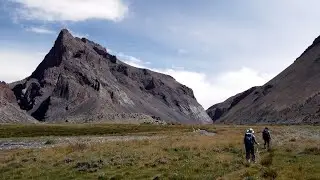 Gorges and oases of the Chang Valley, Ladakh