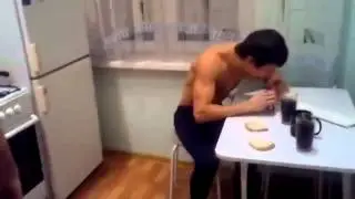 Дай  5 с ноги