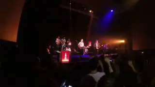 NOVEDADES CARMINHA. Ritmo en la sangre (acompañados por Compostela Band)