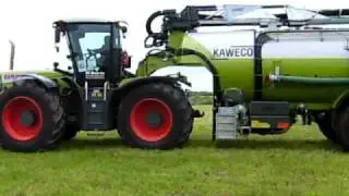 Big slurry tanker and injector.