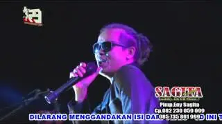Eny Sagita Feat. Demi - Istimewa | Dangdut (Official Music Video)
