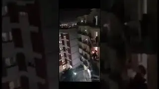 Итальянцы поют в карантине