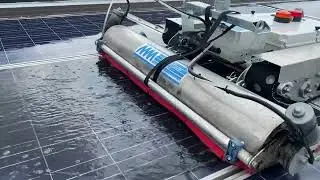 Lavaggio Pannelli Fotovoltaici con robot