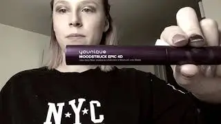 Représentante Younique le mascara 4D