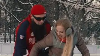 Нагнул красотку на льду🔥