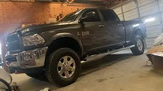 6.7 Cummins Whistle Tune 5 inch straight pipe (Cold morning)