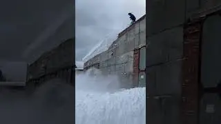Эпично упал снег