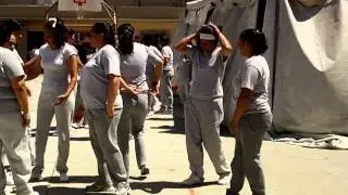 PENAL DE LA MESA EN TIJUANA INTERNOS Y INTERNAS (1).AVI