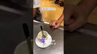 cuántas cucharas ves tú dentro de la taza