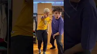 💛💜