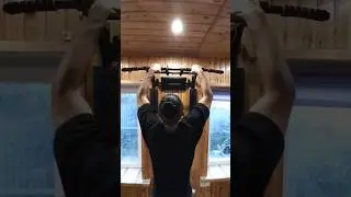 Первый день с турником чееек #спорт #саморазвитие