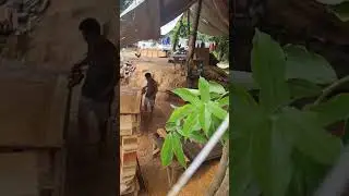 Придорожная столярка на Филиппинах.    video 2023 11 27 01 43 11